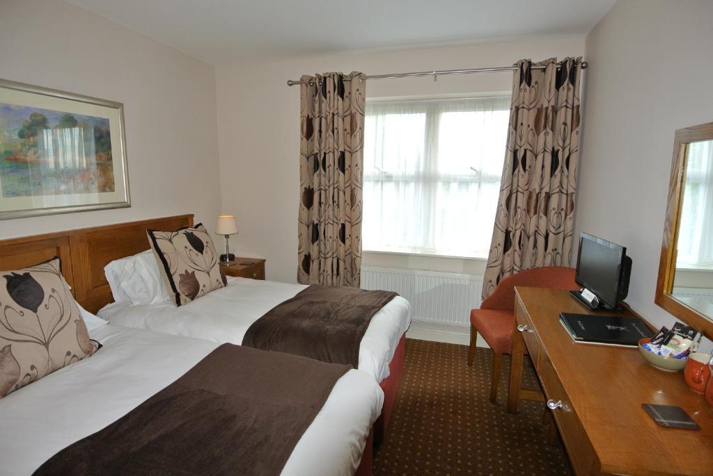 Windmill & Turnpike Guest house York